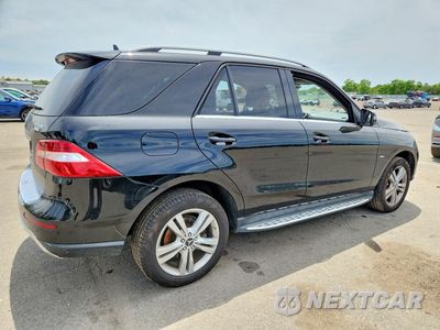 Trzecie zdjęcie samochodu z tyłu: 2012 MERCEDES-BENZ ML 350 4MATIC VIN:4JGDA5HB9CA009839 - miniatura