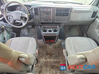 Zdjęcie 8 z 14 samochodu: 2006 CHEVROLET EXPRESS G3500 VIN:1GAHG39U561222289 - miniatura