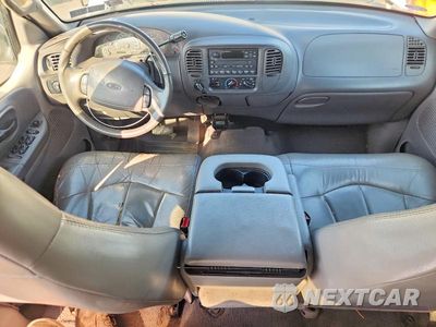 Zdjęcie 8 z 12 samochodu: 2001 FORD F150 SUPERCREW VIN:1FTRW08L71KD52633 - miniatura