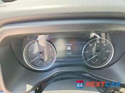 Zdjęcie 9 z 12 samochodu: 2022 NISSAN TITAN XD SV VIN:1N6AA1FB6NN100112 - miniatura