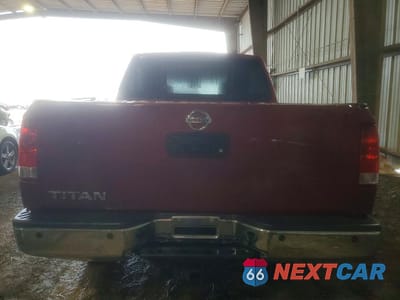 Zdjęcie 6 z 12 samochodu: 2015 NISSAN TITAN SV VIN:1N6AA0EDXFN514573 - miniatura