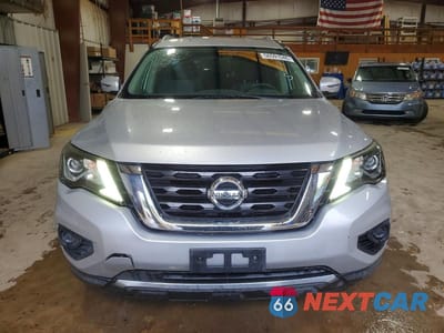 Piąte zdjęcie samochodu w środku: 2017 NISSAN PATHFINDER S VIN:5N1DR2MNXHC606162 - miniatura