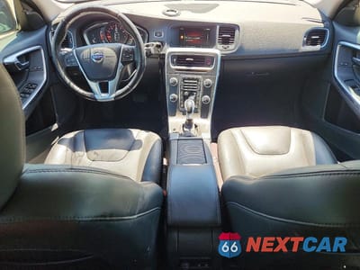 Zdjęcie 8 z 13 samochodu: 2016 VOLVO V60 T5 PLATINUM VIN:YV140MEM8G1305135 - miniatura