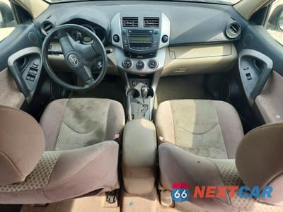 Zdjęcie 8 z 13 samochodu: 2007 TOYOTA RAV4 BASE VIN:JTMZD35V775040672 - miniatura
