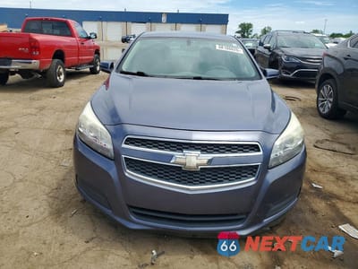 Piąte zdjęcie samochodu w środku: 2013 CHEVROLET MALIBU 1LT VIN:1G11C5SA1DF263057 - miniatura