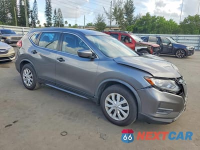 Czwarte zdjęcie samochodu z boku: 2020 NISSAN ROGUE S VIN:JN8AT2MT4LW018325 - miniatura