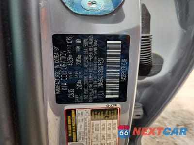 Zdjęcie 12 z 12 samochodu: 2025 KIA K5 GT LINE VIN:KNAG64J73S5374623 - miniatura