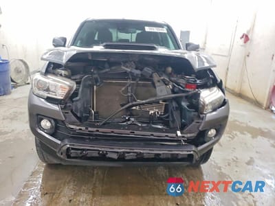 Piąte zdjęcie samochodu w środku: 2020 TOYOTA TACOMA TRD SPORT VIN:3TMCZ5AN2LM341072 - miniatura