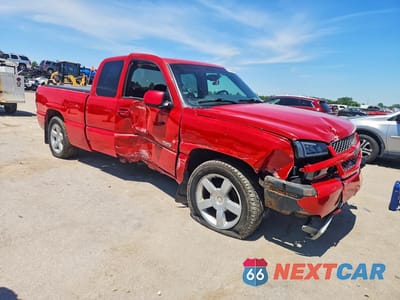 Czwarte zdjęcie samochodu z boku: 2003 CHEVROLET SILVERADO K1500 VIN:2GCEK19N331343723 - miniatura
