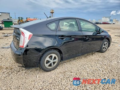 Trzecie zdjęcie samochodu z tyłu: 2013 TOYOTA PRIUS TWO VIN:JTDKN3DU9D1683745 - miniatura