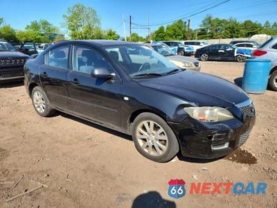 Czwarte zdjęcie samochodu z boku: 2008 MAZDA 3 I VIN:JM1BK32G381818181 - miniatura