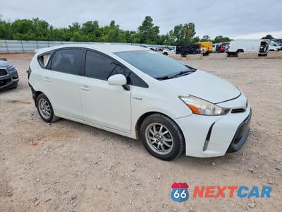 Czwarte zdjęcie samochodu z boku: 2015 TOYOTA PRIUS V THREE VIN:JTDZN3EU4FJ028280 - miniatura