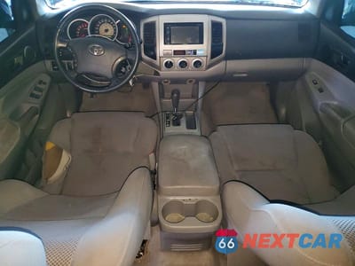 Zdjęcie 8 z 13 samochodu: 2005 TOYOTA TACOMA DOUBLE CAB PRERUNNER LONG BED VIN:5TEKU72N35Z119859 - miniatura