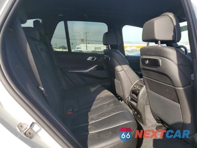 Zdjęcie 11 z 13 samochodu: 2025 BMW X5 XDRIVE50E VIN:5UX43EU0XS9Y04268 - miniatura