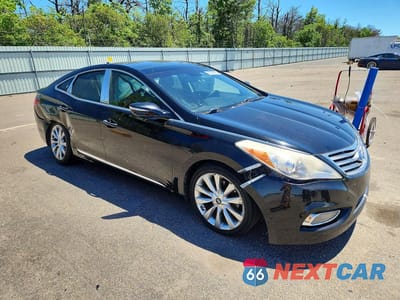 Czwarte zdjęcie samochodu z boku: 2012 HYUNDAI AZERA BASE VIN:KMHFH4JG1CA159142 - miniatura