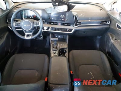 Zdjęcie 8 z 14 samochodu: 2025 KIA SPORTAGE VIN:KNDPUCDF6S7410461 - miniatura