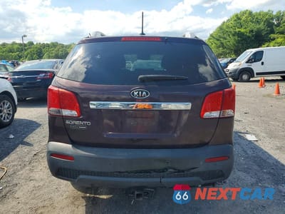 Zdjęcie 6 z 14 samochodu: 2011 KIA SORENTO LX VIN:5XYKTDA12BG099433 - miniatura