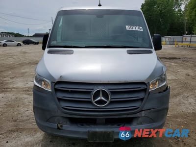 Piąte zdjęcie samochodu w środku: 2019 MERCEDES-BENZ SPRINTER 1500 VIN:W1W70BGY2KT019161 - miniatura