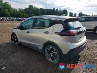 Drugie zdjęcie samochodu z przodu: 2023 CHEVROLET BOLT EV 2LT VIN:1G1FX6S01P4141046 - miniatura