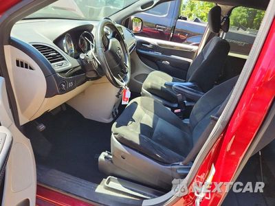 Zdjęcie 7 z 13 samochodu: 2015 DODGE GRAND CARAVAN SE VIN:2C4RDGBG5FR636314 - miniatura