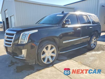 2017 CADILLAC ESCALADE LUXURY 1GYS4BKJ3HR155383 - główne zdjęcie licytacji z USA - miniatura