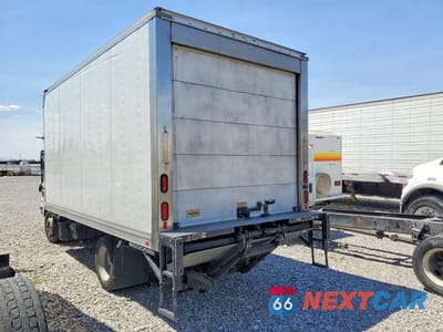 Drugie zdjęcie samochodu z przodu: 2020 ISUZU NQR REFRIGERATED BOX TRUCK VIN:JALE5W163L7901368 - miniatura
