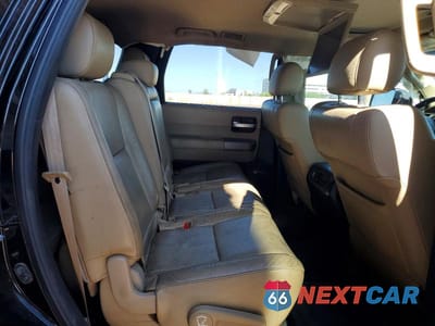 Zdjęcie 11 z 14 samochodu: 2015 TOYOTA SEQUOIA LIMITED VIN:5TDKY5G10FS057866 - miniatura