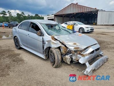 Czwarte zdjęcie samochodu z boku: 2015 MITSUBISHI LANCER ES VIN:JA32U2FU8FU024677 - miniatura