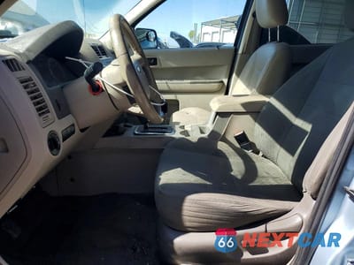 Zdjęcie 7 z 12 samochodu: 2008 FORD ESCAPE HEV VIN:1FMCU59H28KA39238 - miniatura
