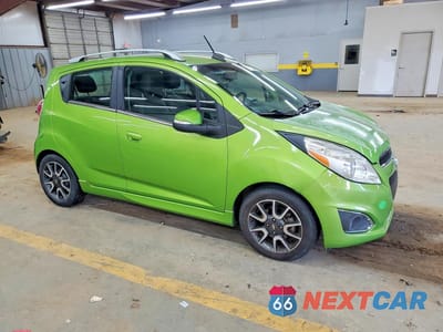 Czwarte zdjęcie samochodu z boku: 2015 CHEVROLET SPARK 2LT VIN:KL8CF6S99FC715255 - miniatura