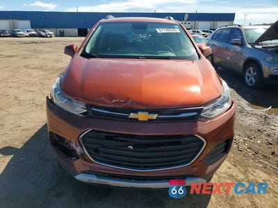 Piąte zdjęcie samochodu w środku: 2019 CHEVROLET TRAX 1LT VIN:3GNCJLSB0KL258283 - miniatura
