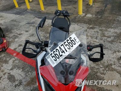 Piąte zdjęcie samochodu w środku: 2022 DUCATI MULTISTRADA V4 VIN:ZDMAALVW6NB004313 - miniatura