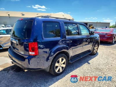 Trzecie zdjęcie samochodu z tyłu: 2013 HONDA PILOT TOURING VIN:5FNYF4H96DB048959 - miniatura