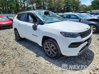Czwarte zdjęcie samochodu z boku: 2025 JEEP COMPASS LIMITED VIN:3C4NJDCN4ST569134 - miniatura