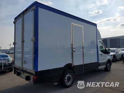 Trzecie zdjęcie samochodu z tyłu: 2020 FORD TRANSIT DELIVERY TRUCK VIN:1FDBW5Z80LKB80372 - miniatura
