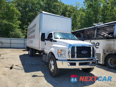 2018 FORD F750 SUPER DUTY BOX TRUCK 1FDNF7DC4JDF04882 - główne zdjęcie licytacji z USA - miniatura