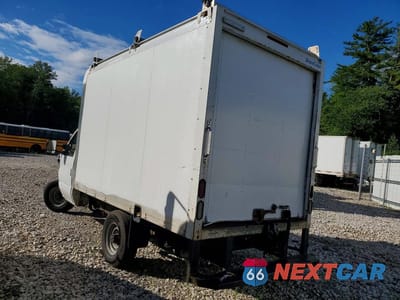 Drugie zdjęcie samochodu z przodu: 2019 FORD ECONOLINE E350 SUPER DUTY CUTAWAY VAN VIN:1FDWE3F69KDC63054 - miniatura