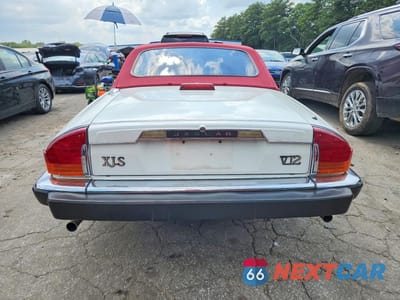 Zdjęcie 6 z 12 samochodu: 1989 JAGUAR XJS VIN:SAJNV4840KC162400 - miniatura