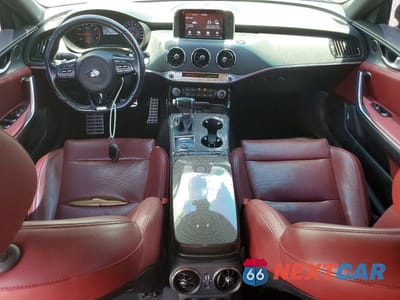 Zdjęcie 8 z 12 samochodu: 2019 KIA STINGER GT VIN:KNAE35LC0K6068344 - miniatura