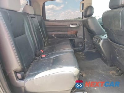 Zdjęcie 10 z 12 samochodu: 2012 TOYOTA TUNDRA CREWMAX LIMITED VIN:5TFHW5F16CX270165 - miniatura