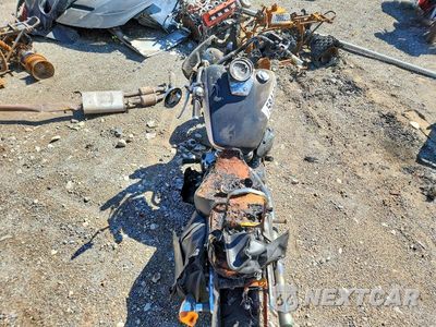Zdjęcie 6 z 8 samochodu: 2004 HONDA VT750 CA VIN:JH2RC50374M001917 - miniatura