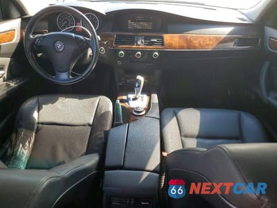 Zdjęcie 8 z 12 samochodu: 2008 BMW 528 VIN:WBANU53578CT07073 - miniatura