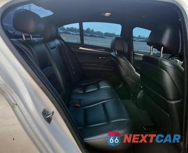 Zdjęcie 10 z 12 samochodu: 2016 BMW 550 XI VIN:WBAKP9C54GG587673 - miniatura