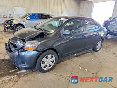 2008 TOYOTA YARIS BASE JTDBT903X81276089 - główne zdjęcie licytacji z USA - miniatura