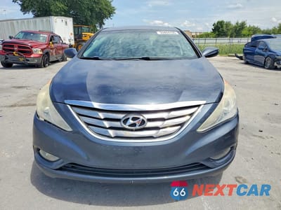 Piąte zdjęcie samochodu w środku: 2012 HYUNDAI SONATA SE 2.0T VIN:5NPEC4AB4CH501355 - miniatura