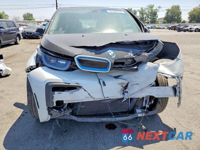 Piąte zdjęcie samochodu w środku: 2019 BMW I3 BEV VIN:WBY8P2C59K7E72503 - miniatura