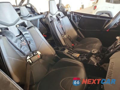 Piąte zdjęcie samochodu w środku: 2023 CAN-AM MAVERICK X3 VIN:3JBVNAV22PE002151 - miniatura