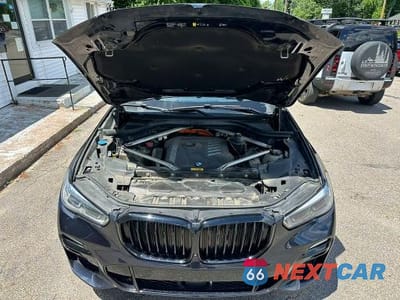 Zdjęcie 9 z 10 samochodu: 2021 BMW X5 XDRIVE45E VIN:5UXTA6C07M9E53785 - miniatura