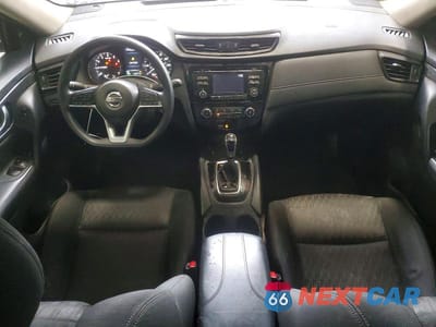 Zdjęcie 8 z 13 samochodu: 2017 NISSAN ROGUE S VIN:KNMAT2MT1HP612948 - miniatura