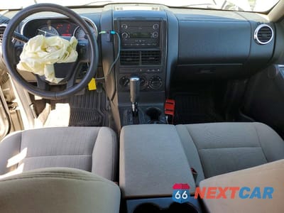 Zdjęcie 8 z 12 samochodu: 2008 FORD EXPLORER SPORT TRAC XLT VIN:1FMEU51E08UA73726 - miniatura